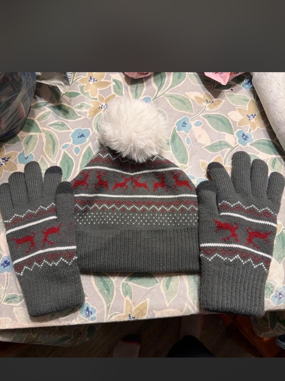 Grey Kids Pom Beanie and Gloves Set with Red Reindeer - Kids Accessories